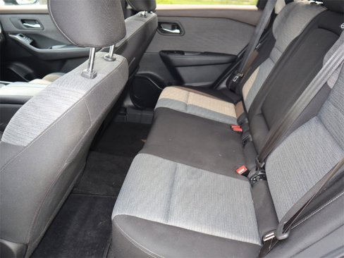 Certified 2023 Nissan Rogue SV image 16