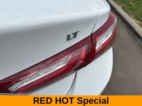 Used 2021 Chevrolet Malibu LT image 49