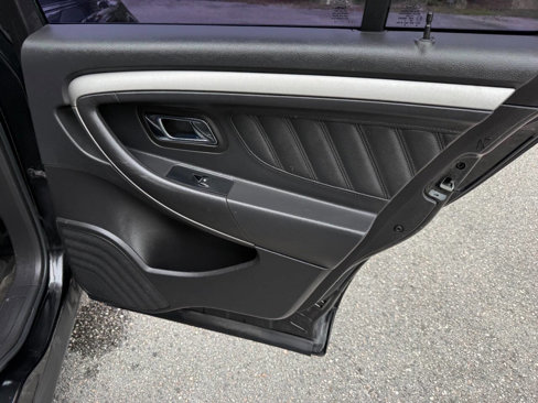 Used 2013 Ford Taurus SEL image 41