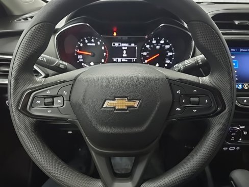 Used 2023 Chevrolet TrailBlazer LT w/ Convenience Package image 18
