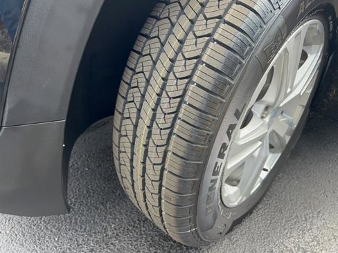Used 2019 GMC Terrain SLE w/ Driver Convenience Package image 10