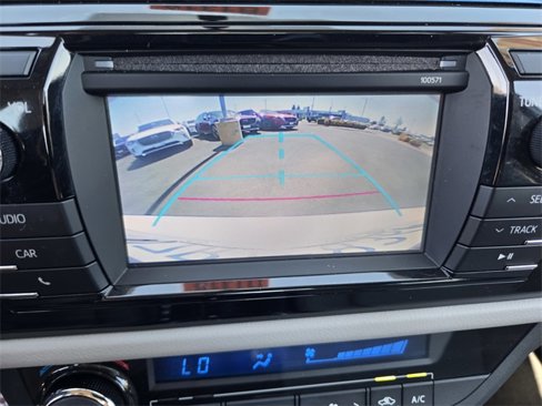 Used 2016 Toyota Corolla LE image 19