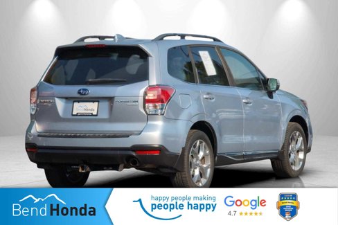Used 2017 Subaru Forester 2.5i Touring image 2