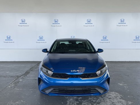 Used 2024 Kia Forte LX image 2