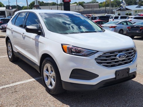 Used 2020 Ford Edge SE w/ Cargo Accessory Package image 5