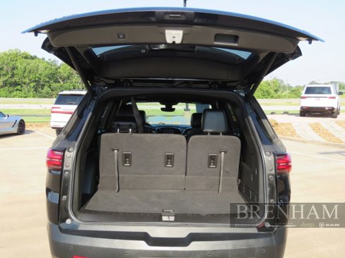 Used 2022 Chevrolet Traverse LT image 19