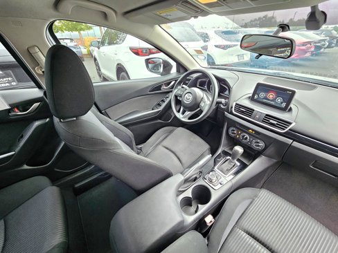 Used 2016 MAZDA MAZDA3 i Sport w/ Preferred Equipment Package image 9