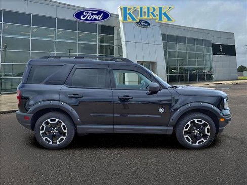 Certified 2023 Ford Bronco Sport Outer Banks w/ Tech Package image 5