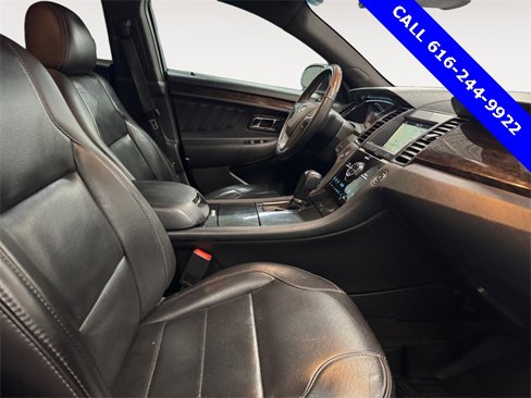 Used 2018 Ford Taurus Limited image 21