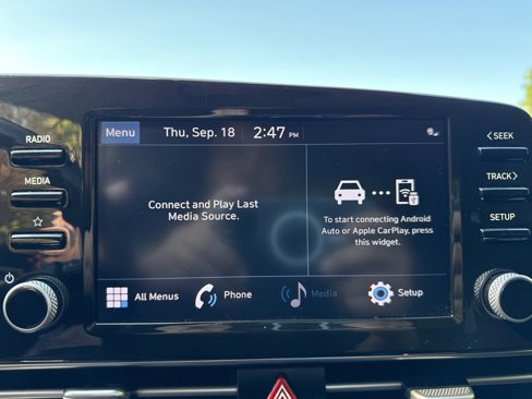 Used 2022 Hyundai Elantra SEL w/ Convenience + Premium Package image 25