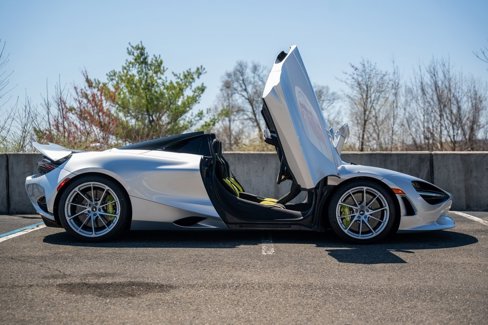 New 2025 McLaren 750S Spider image 14