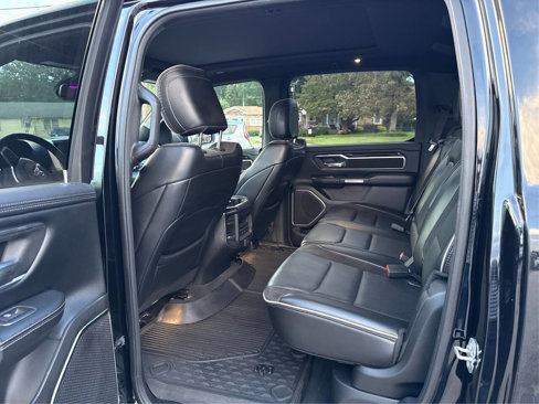 Used 2019 RAM 1500 Laramie w/ Sport Appearance Package image 10