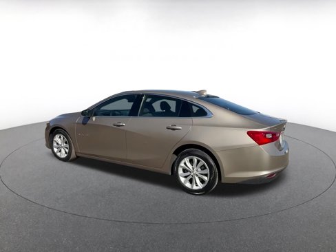 Used 2024 Chevrolet Malibu LT image 10