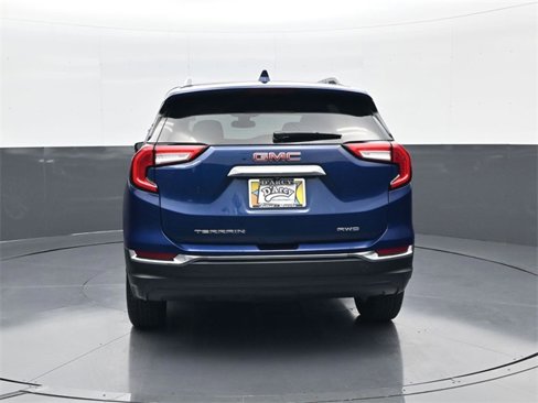 Used 2022 GMC Terrain SLT image 6