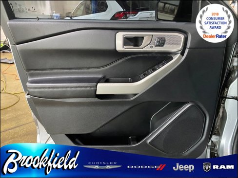 Used 2022 Ford Explorer Limited w/ Equipment Group 301A image 15