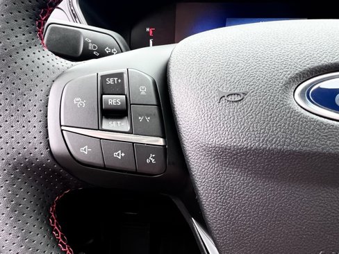 New 2025 Ford Escape ST-Line w/ Tech Pack #1 image 19