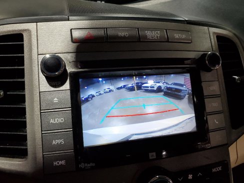 Used 2015 Toyota Venza XLE image 31