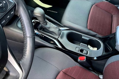 Used 2024 Toyota Corolla SE image 15