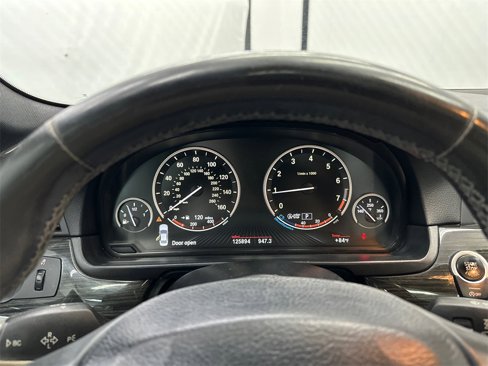 Used 2013 BMW 528i Sedan image 27