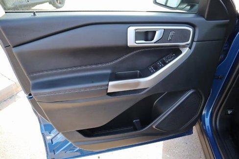 Used 2022 Ford Explorer XLT w/ Equipment Group 202A image 19