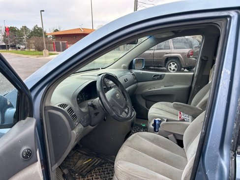 Used 2006 Kia Sedona LX image 9