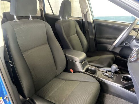 Used 2018 Toyota RAV4 LE image 26
