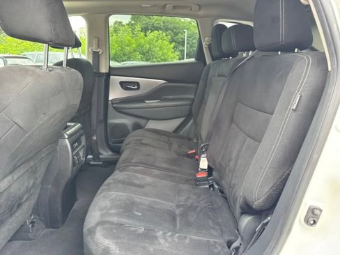 Used 2019 Nissan Murano SV image 9