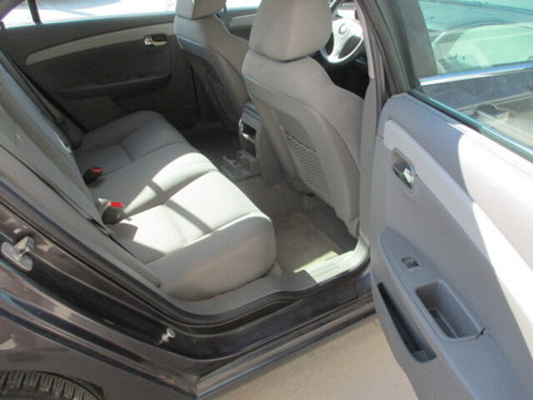 Used 2010 Chevrolet Malibu LS image 21
