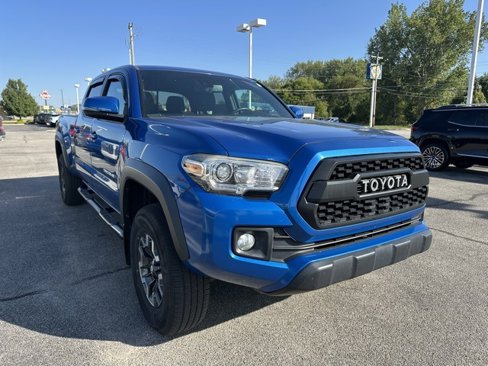 Used 2018 Toyota Tacoma TRD Off-Road image 4
