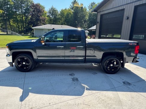 Used 2018 Chevrolet Silverado 1500 LTZ w/ Max Trailering Package image 6