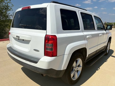 Used 2014 Jeep Patriot Latitude image 6