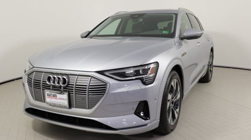 Used 2022 Audi e-tron Premium Plus w/ Premium Plus Package image 18