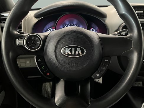 Used 2015 Kia Soul image 18