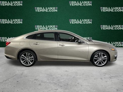 Used 2025 Chevrolet Malibu LT image 4