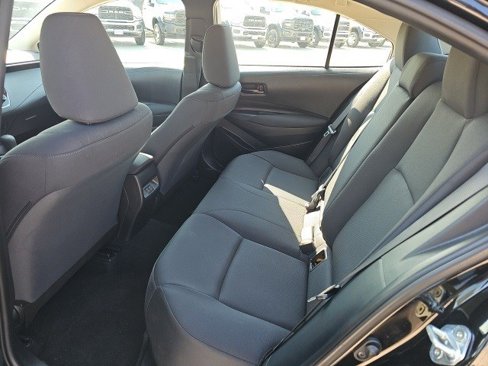 Used 2023 Toyota Corolla LE image 18