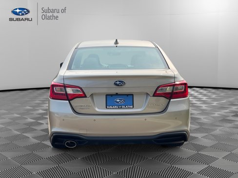 Used 2018 Subaru Legacy 2.5i Limited image 10