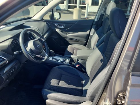 Used 2020 Subaru Forester Premium image 9