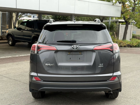 Used 2017 Toyota RAV4 LE image 4