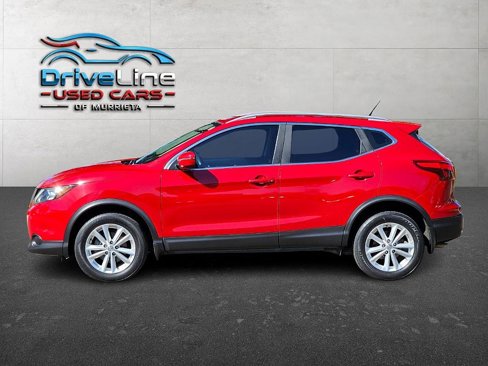 Used 2018 Nissan Rogue Sport SV image 11