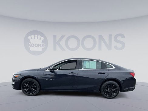 Used 2023 Chevrolet Malibu LT image 2