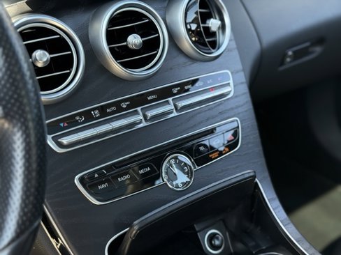 Used 2016 Mercedes-Benz C 300 4MATIC Sedan image 20