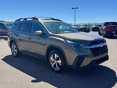 Used 2024 Subaru Ascent Premium w/ Convenience Package image 9