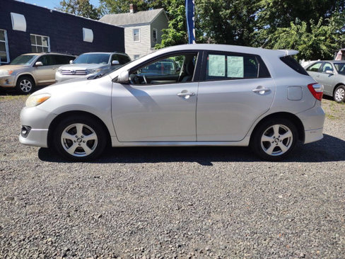 Used 2009 Toyota Matrix XRS image 2