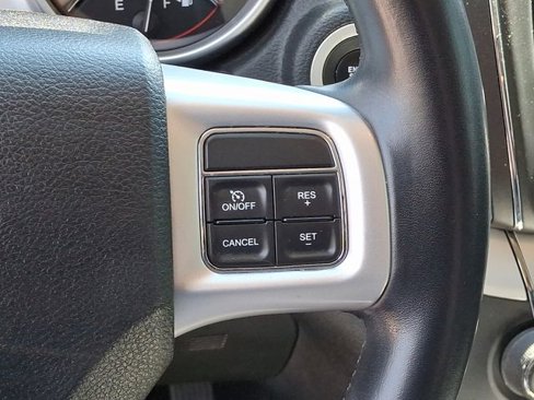 Used 2019 Dodge Journey SE w/ Connectivity Group image 24
