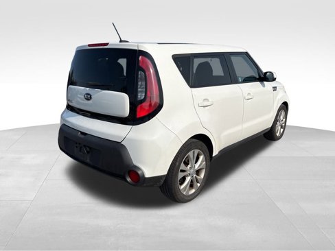 Used 2015 Kia Soul + image 18