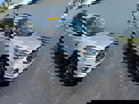 Used 2019 Ford Escape SEL image 1