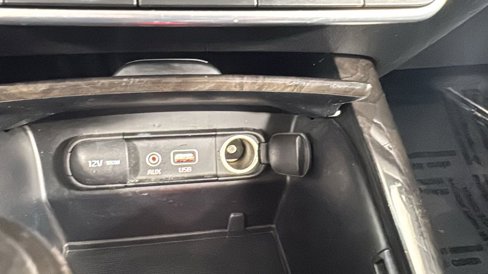 Used 2016 Kia Sorento EX w/ EX Premium Package image 28