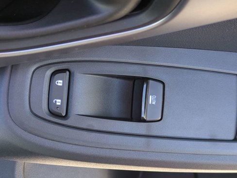 Certified 2025 Subaru Impreza 2.0i image 37
