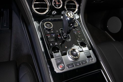 Used 2020 Bentley Continental GT V8 image 30
