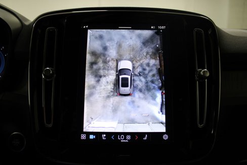 Used 2024 Volvo XC40 B5 Plus w/ Climate Package image 57
